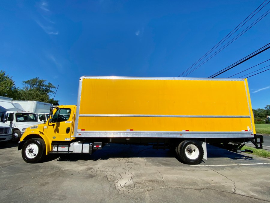 2015 Freightliner M2 106 26 BOX TRUCK photo