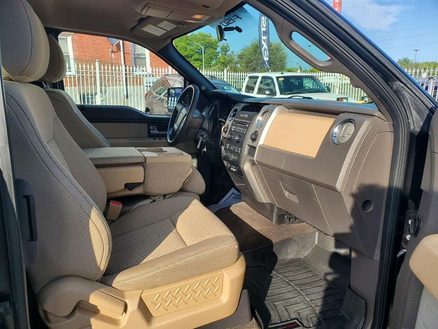 2013 Ford F-150 Lariat photo