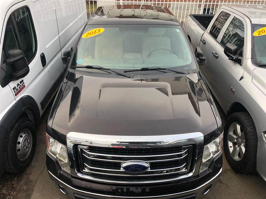 2013 Ford F-150 Lariat photo
