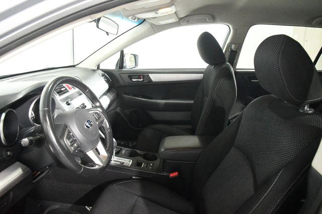 2015 Subaru Outback 2.5i Premium photo