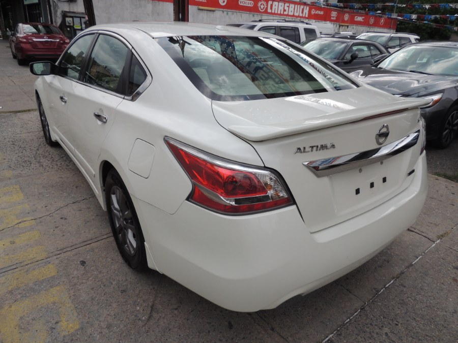 2015 Nissan Altima 4dr Sdn I4 2.5 S photo