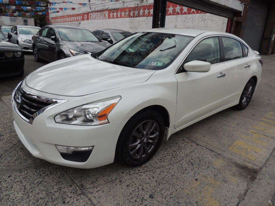 2015 Nissan Altima 4dr Sdn I4 2.5 S photo