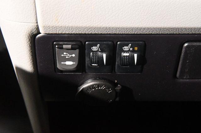 2017 Toyota Sienna XLE Premium photo