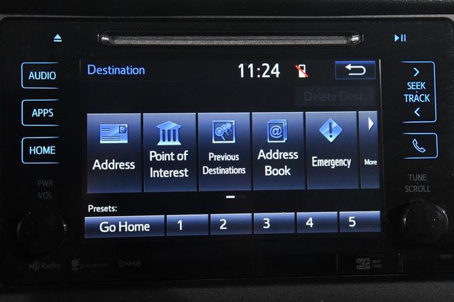 2017 Toyota Sienna XLE Premium photo