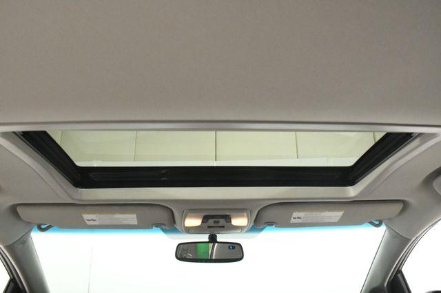 2017 Toyota Sienna XLE Premium photo