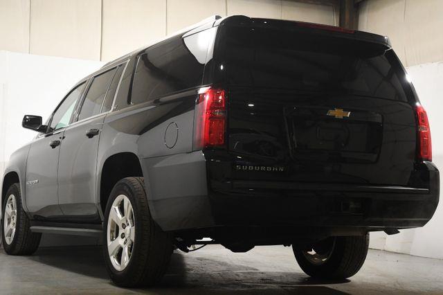 2016 Chevrolet Suburban LT w/ DvD/ Safety Tech photo