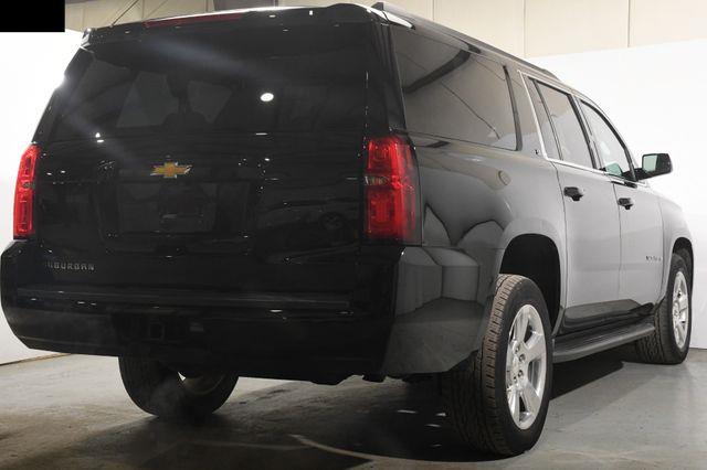 2016 Chevrolet Suburban LT w/ DvD/ Safety Tech photo