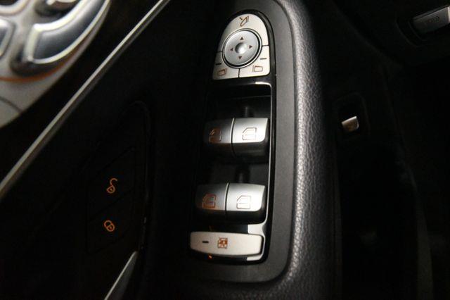 2017 Mercedes-Benz GLC 300 AMG Blind Spot/ Nav photo