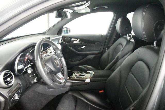 2017 Mercedes-Benz GLC 300 AMG Blind Spot/ Nav photo