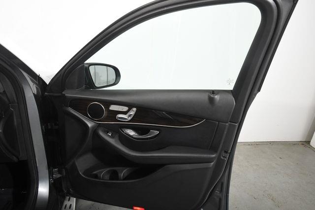 2017 Mercedes-Benz GLC 300 AMG Blind Spot/ Nav photo