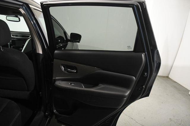 2017 Nissan Murano SV photo