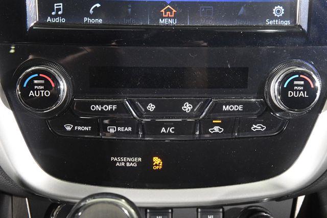 2017 Nissan Murano SV photo