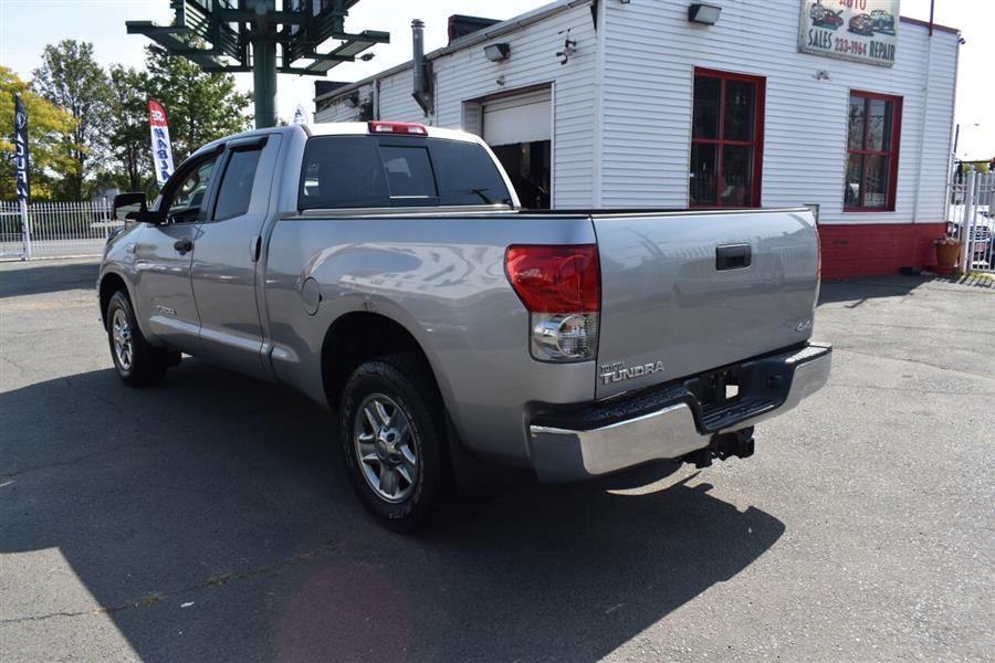 2008 Toyota Tundra SR5 photo