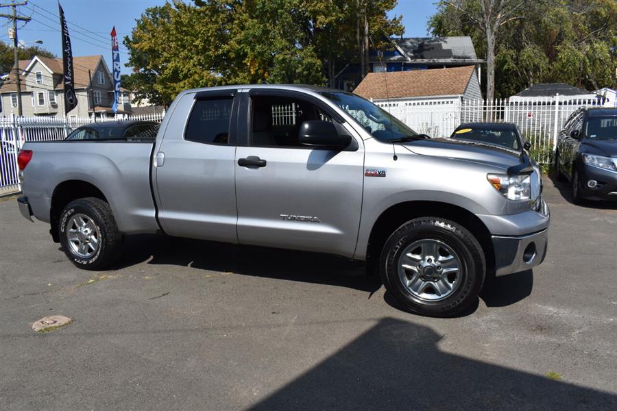 2008 Toyota Tundra SR5 photo