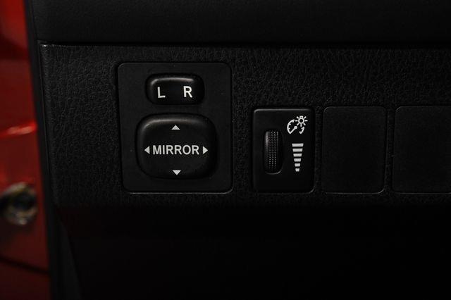 2016 Toyota RAV4 LE photo