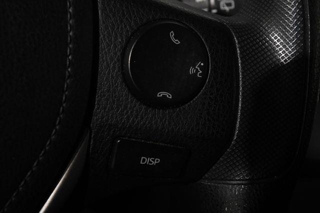2016 Toyota RAV4 LE photo