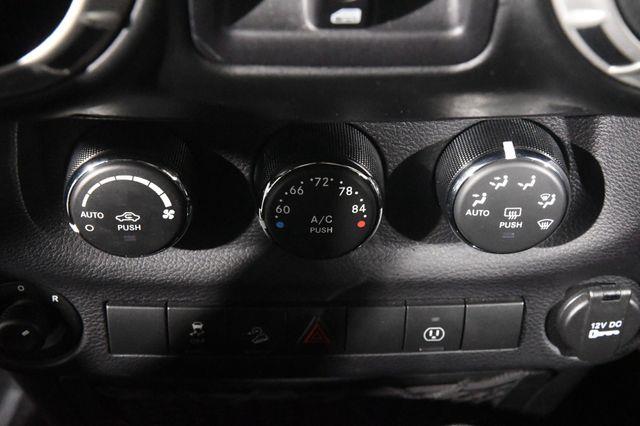 2016 Jeep Wrangler Unlimited Sahara photo