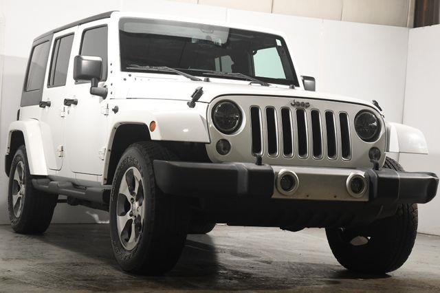2016 Jeep Wrangler Unlimited Sahara photo