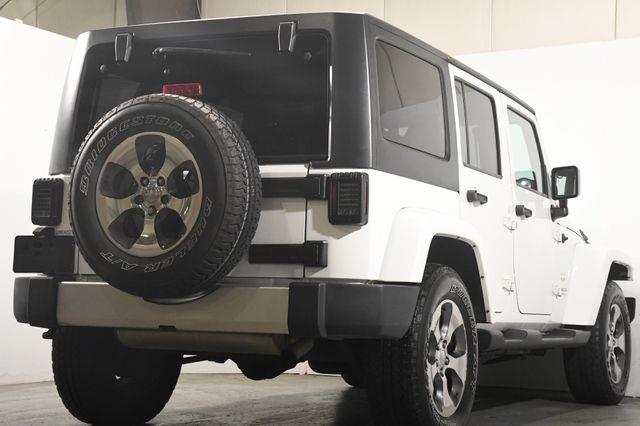 2016 Jeep Wrangler Unlimited Sahara photo