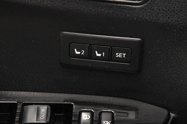 2017 Toyota RAV4 Limited w/ Nav/ Blind Spot/ Sa photo