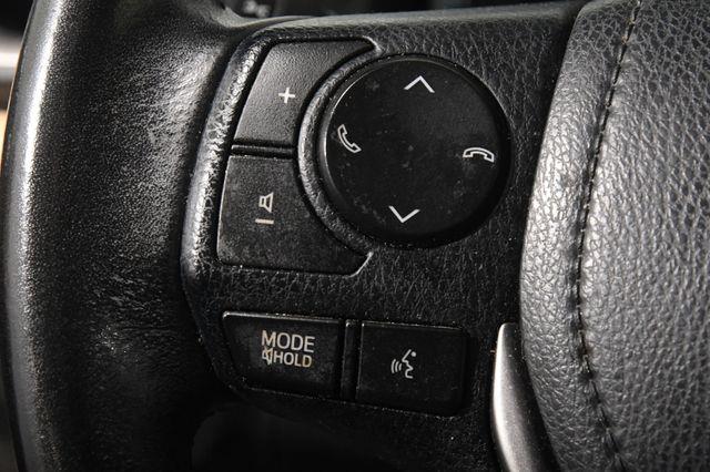 2017 Toyota RAV4 Limited w/ Nav/ Blind Spot/ Sa photo