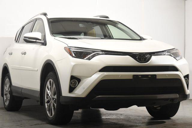 2017 Toyota RAV4 Limited w/ Nav/ Blind Spot/ Sa photo