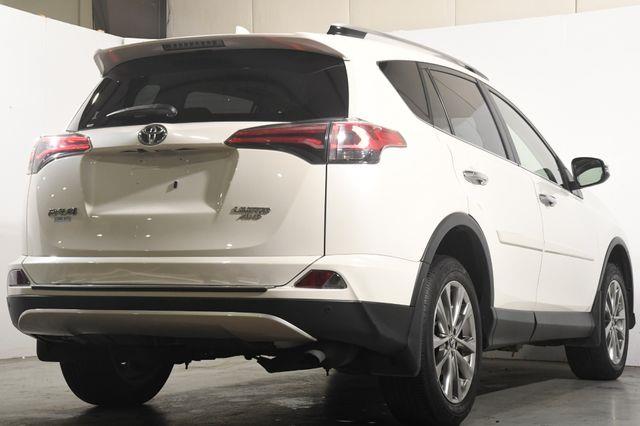 2017 Toyota RAV4 Limited w/ Nav/ Blind Spot/ Sa photo