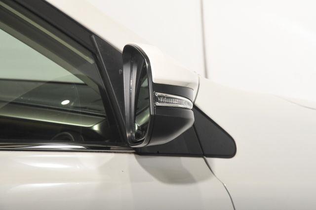 2017 Toyota RAV4 Limited w/ Nav/ Blind Spot/ Sa photo