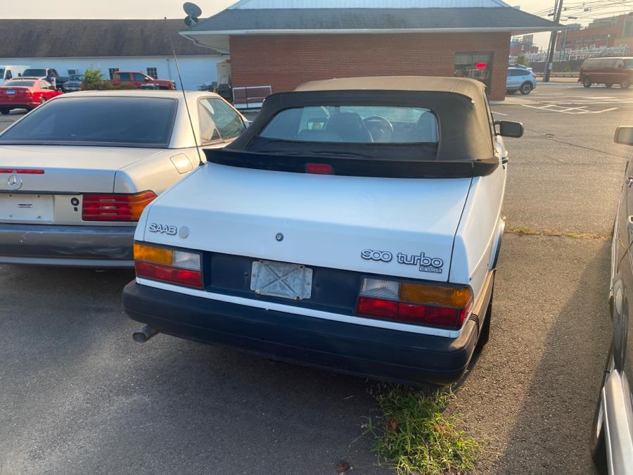 1990 Saab 900 Turbo photo