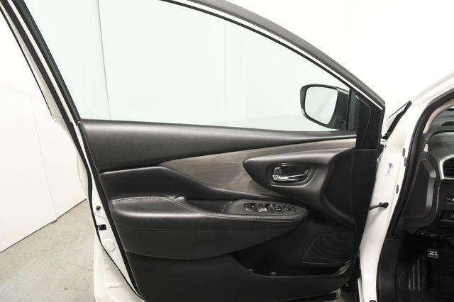 2017 Nissan Murano SV photo