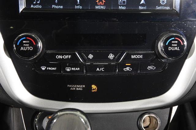 2017 Nissan Murano SV photo