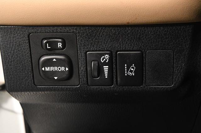 2017 Toyota RAV4 Hybrid XLE photo