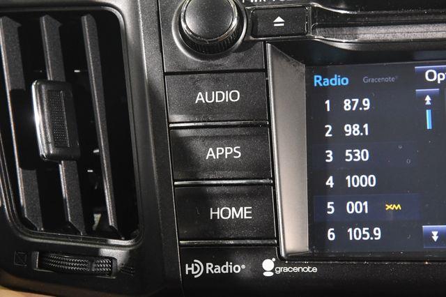 2017 Toyota RAV4 Hybrid XLE photo