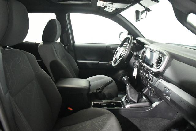 2017 Toyota Tacoma TRD Sport photo