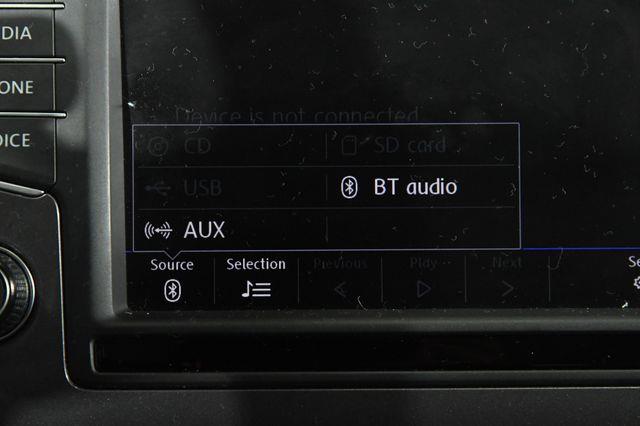 2017 Volkswagen Golf Alltrack SE photo