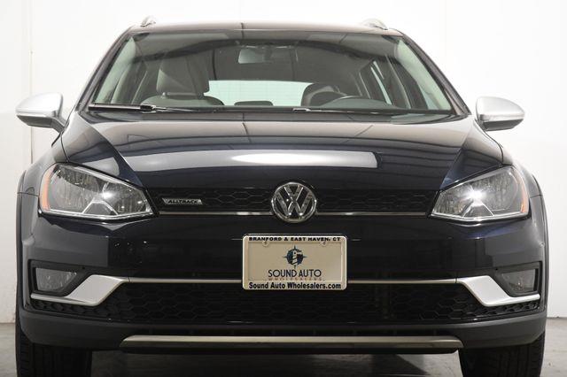2017 Volkswagen Golf Alltrack SE photo