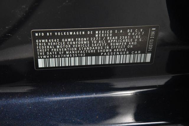 2017 Volkswagen Golf Alltrack SE photo