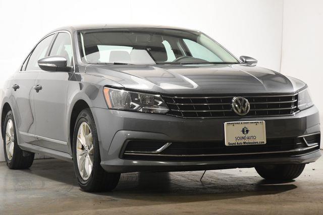 2017 Volkswagen Passat 1.8T S photo