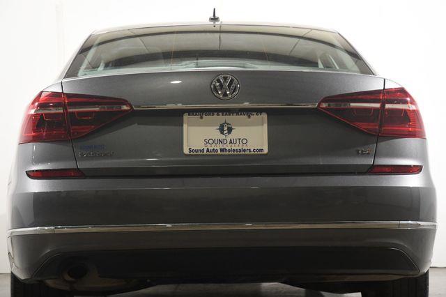 2017 Volkswagen Passat 1.8T S photo