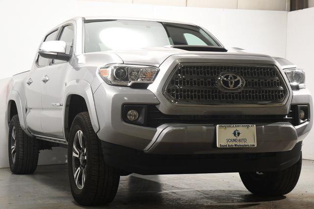 2017 Toyota Tacoma TRD Off Road photo