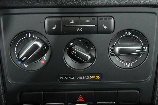 2013 Volkswagen Beetle TDI photo
