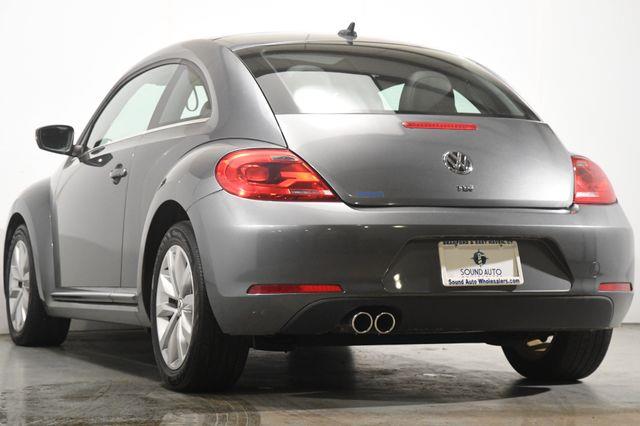 2013 Volkswagen Beetle TDI photo