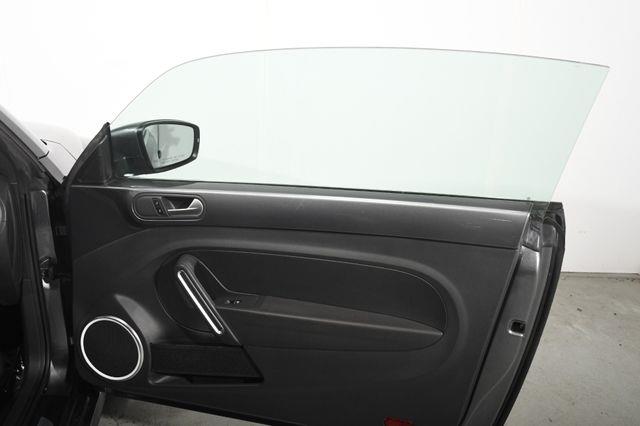 2013 Volkswagen Beetle TDI photo