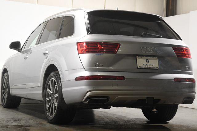 2017 Audi Q7 Premium Plus w/ Virtual Cockpi photo