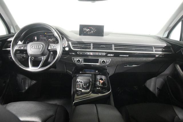 2017 Audi Q7 Premium Plus w/ Virtual Cockpi photo