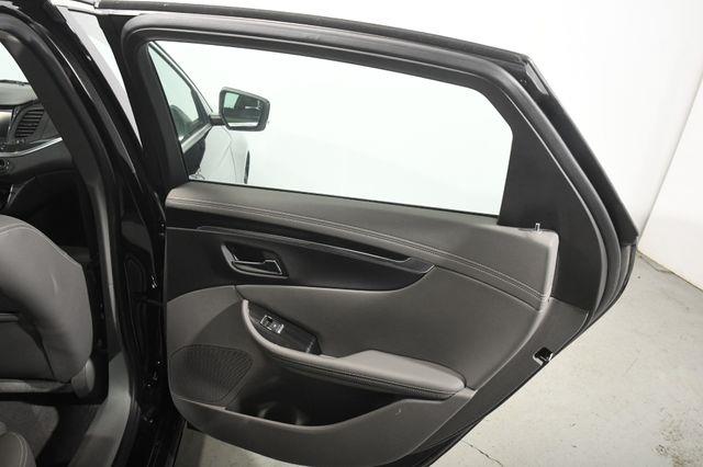 2017 Chevrolet Impala LT photo
