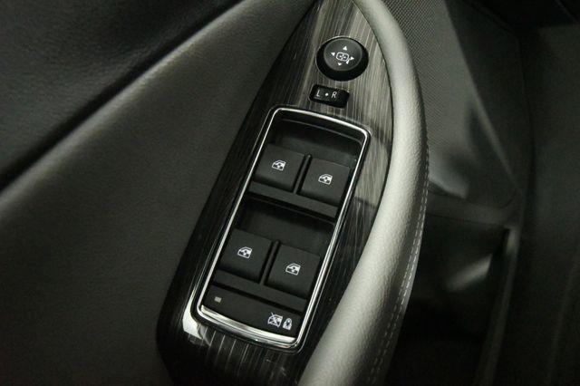 2017 Chevrolet Impala LT photo