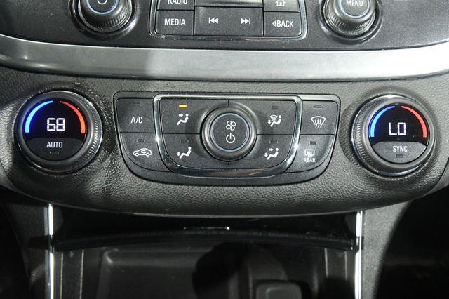2017 Chevrolet Impala LT photo
