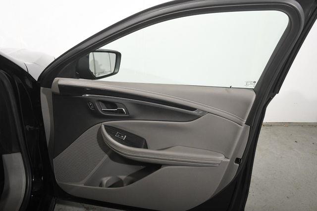 2017 Chevrolet Impala LT photo