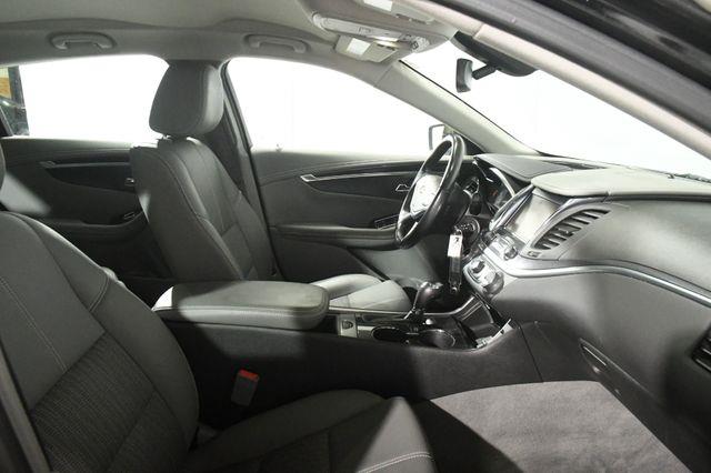 2017 Chevrolet Impala LT photo